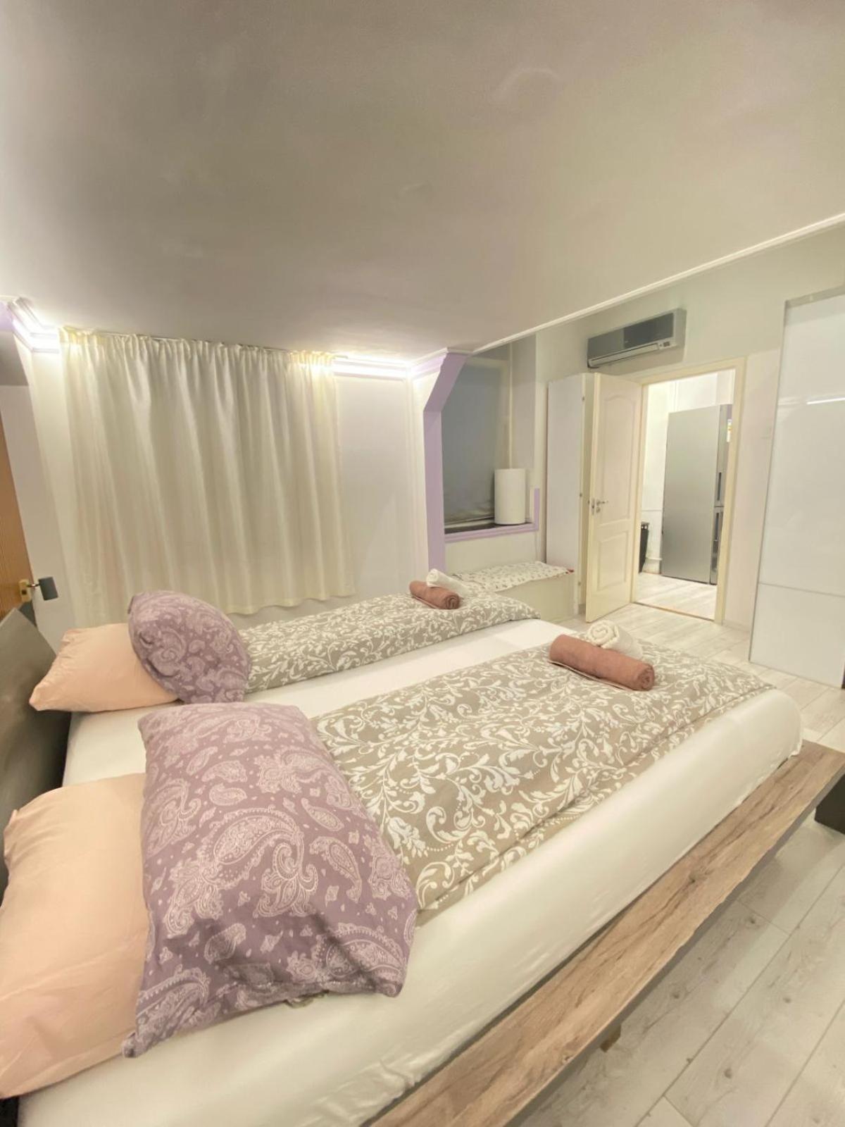 Yes, Yes! Lovely Apartment Good Amenities Budapest Center Zewnętrze zdjęcie