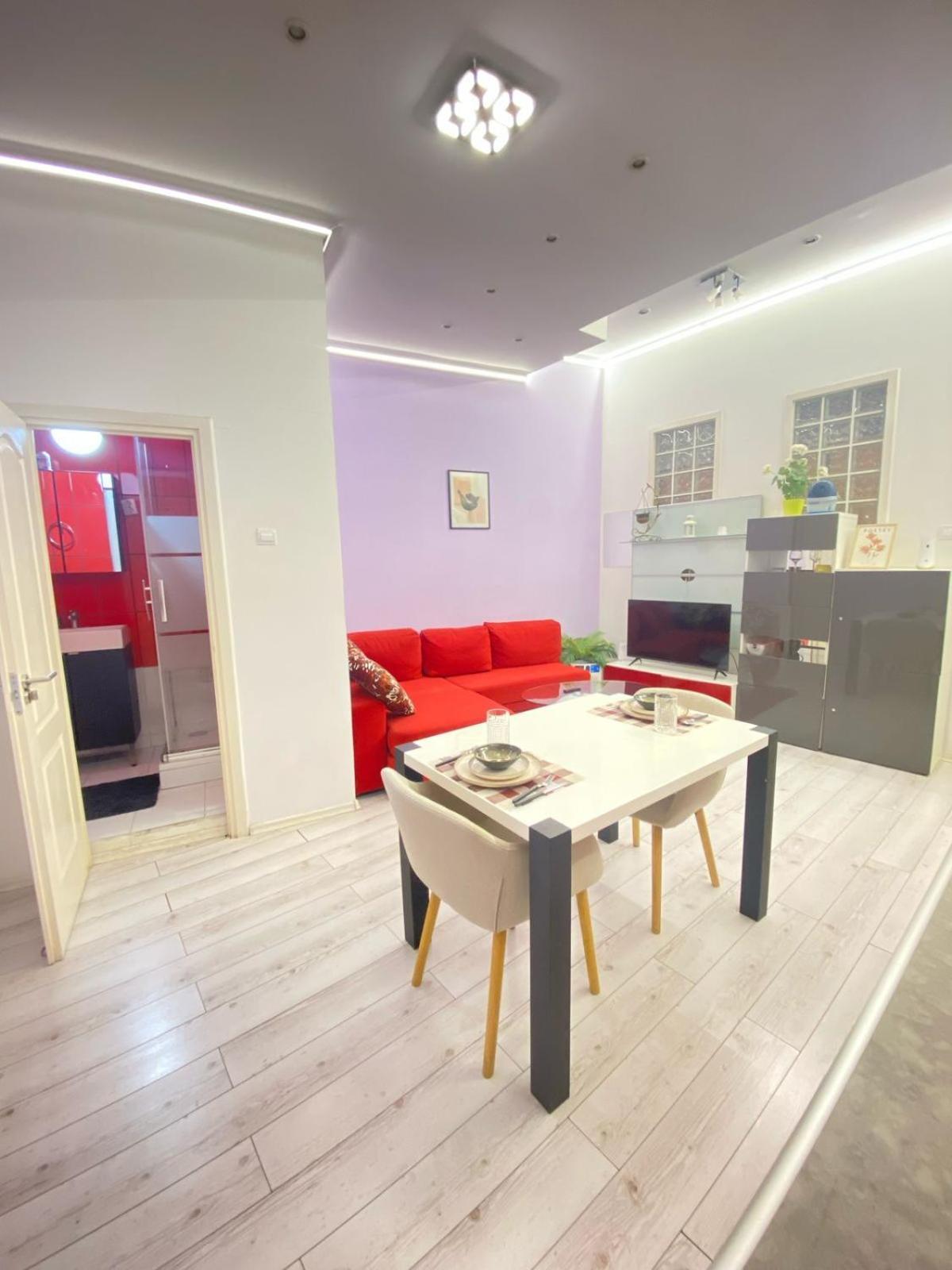 Yes, Yes! Lovely Apartment Good Amenities Budapest Center Zewnętrze zdjęcie